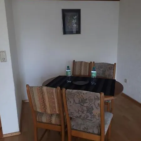 85qm - Zentrale Lage - Parkplatz Διαμέρισμα